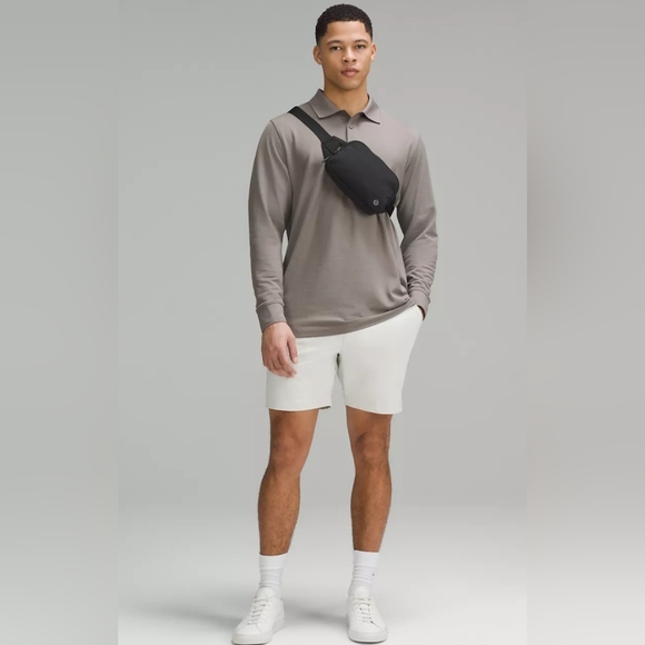 Lululemon Athletica Black Minimalist Crossbody Bag - Picture 5 of 8